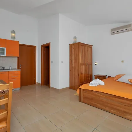 Juric - With Balcony